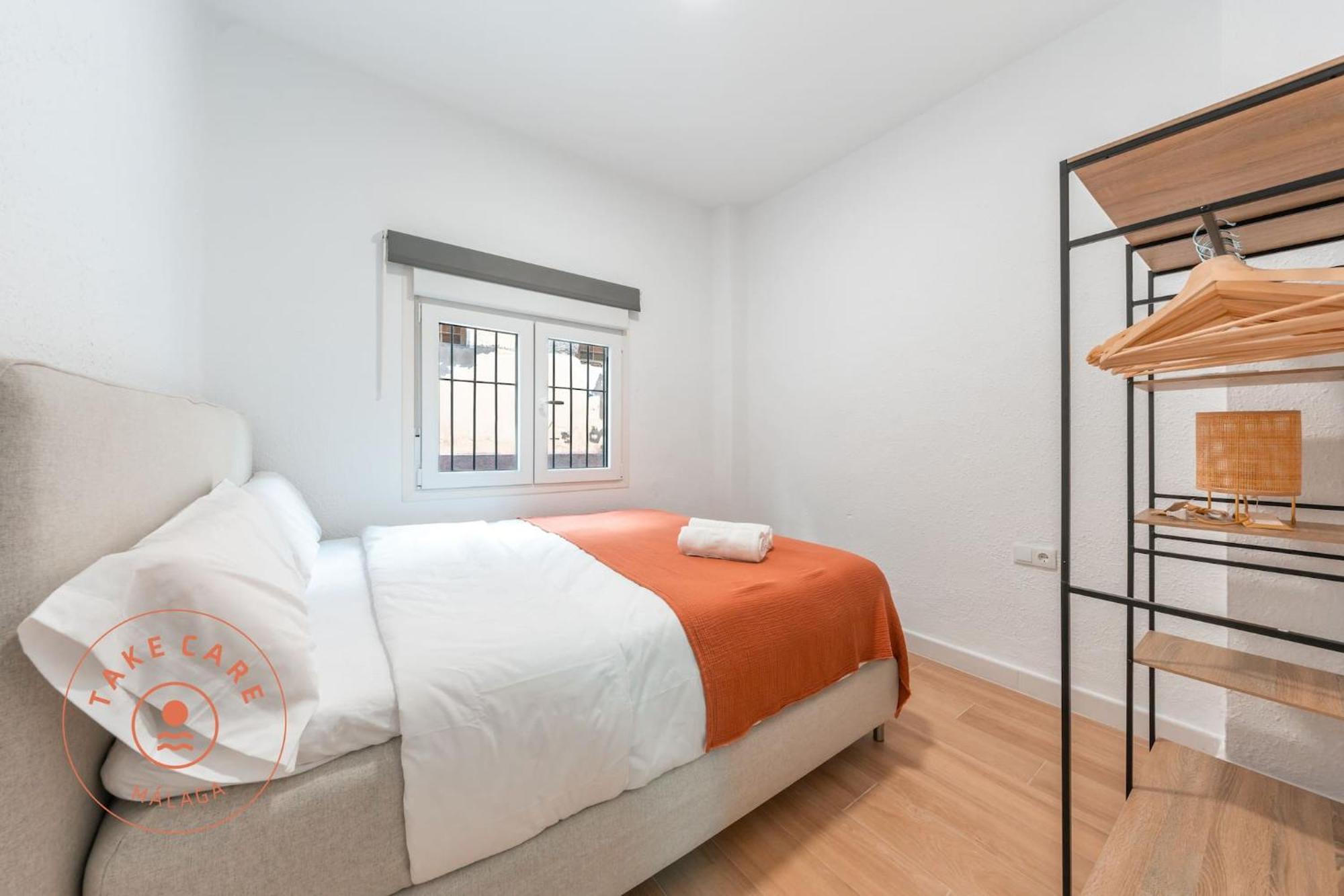 Appartement Cosy With Patio In - Tcm *